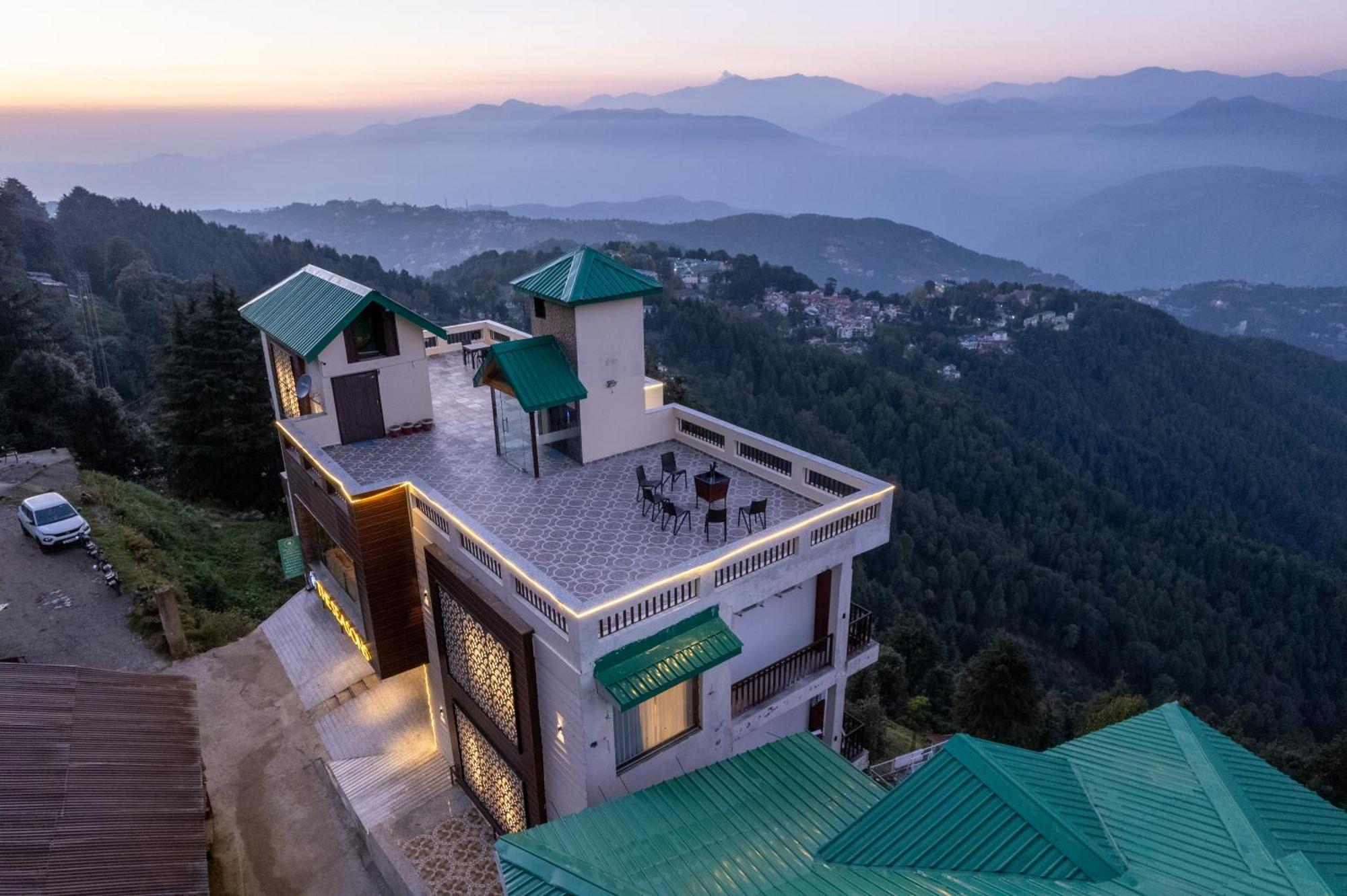 The Seasons Dalhousie - Best Valley View & Mountain View Hotel In Далхаузи Экстерьер фото